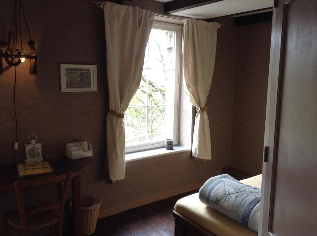 Aux Sources De L'Yonne Bed & Breakfast Glux-en-Glenne Екстериор снимка